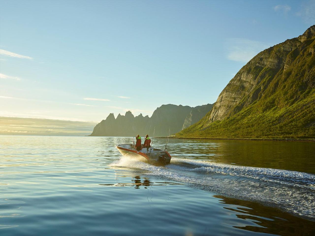 Northern Light Hotell/Camp Steinfjord Berg  Exterior foto